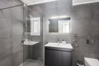 Spacious apt with 2 beds and 2 baths in Pagrati