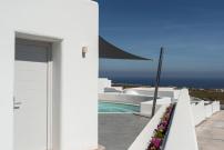 Oikos Santorini Living Concept