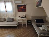 AMG 1 Apartment for 3 in Central Athens