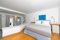 Kaminia Views Escape