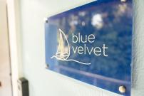 Blue & White Velvet 20m from the beach