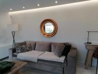 The Lop Athens Holidays Luxury Suites