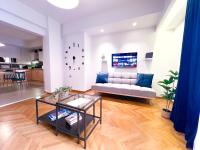 2 Bedroom Apartment Athens - Kallimarmaro