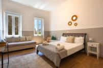 Dimora - A Spacious Luxury Penthouse in Town's Heart