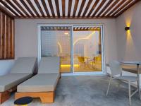 Moonlight Apartments & Suites