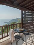 Om Living Pelion