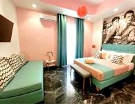 Nostalgia Retro Suites