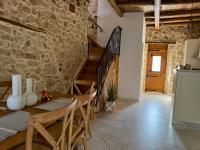 Lithari Suites