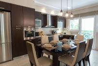 Mary's Modern and Elegant apartment