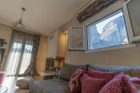 Mary's Modern and Elegant apartment