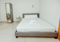 Urban Chic Apartment Downtown