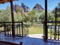 Kastraki House with a view