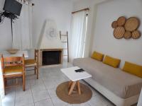 Koukounari Apartments