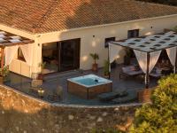 Villa Strada Castello