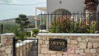 ARYVE Townhouse Rhodos mit Akropolis- und Meerblick sowie Jacuzzi und tollen Sonnenterrassen und Garten