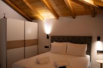 Korifes Meteora lithari 01