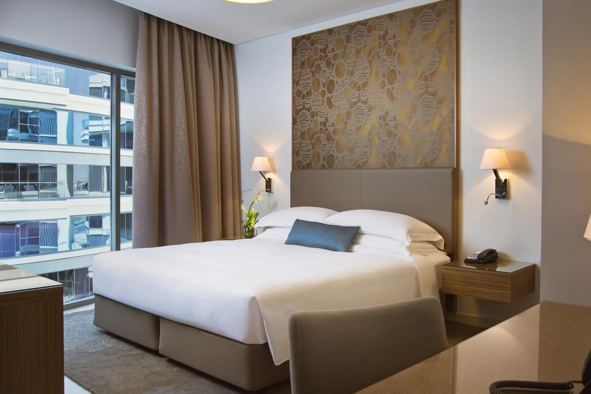 City View Duplex Two Bedroom Apartment with Balcony