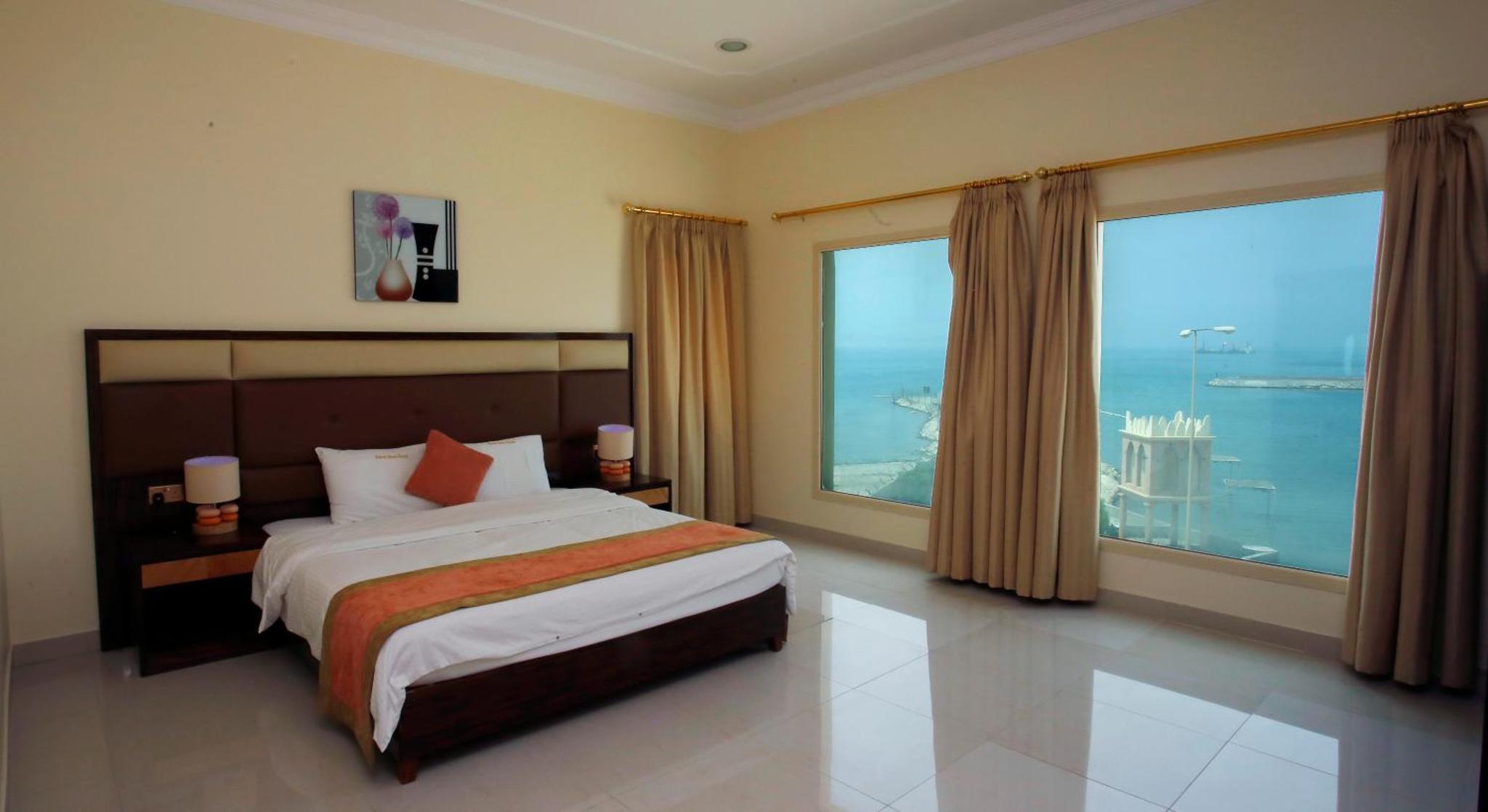 Deluxe Suite with Sea View