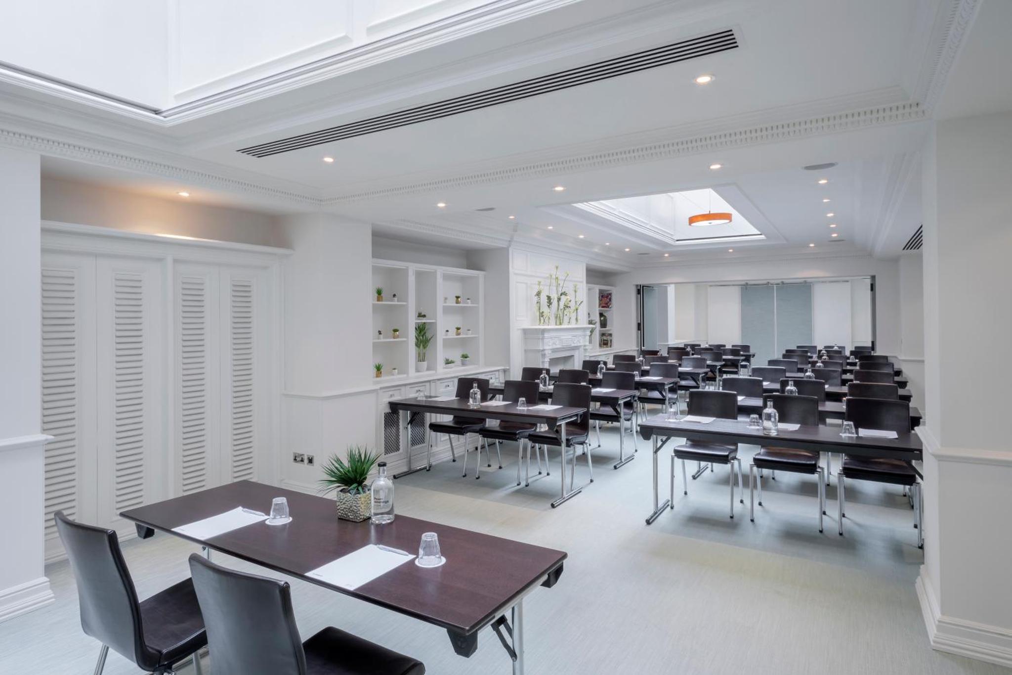 Strawberry Thief Master Suite