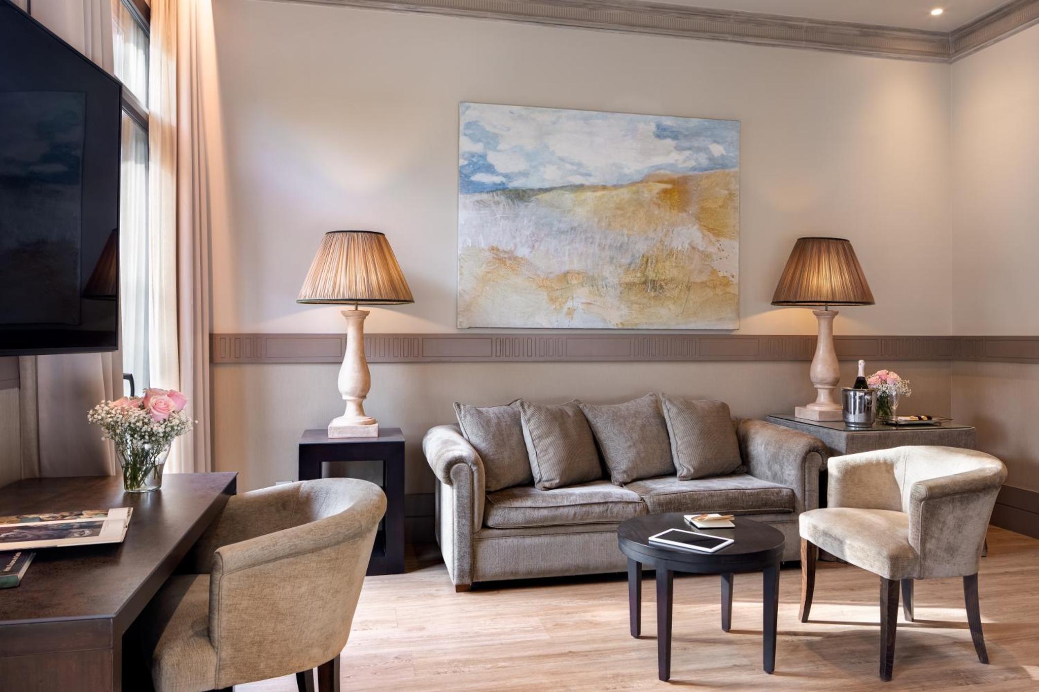 Deluxe Double Room with Port View