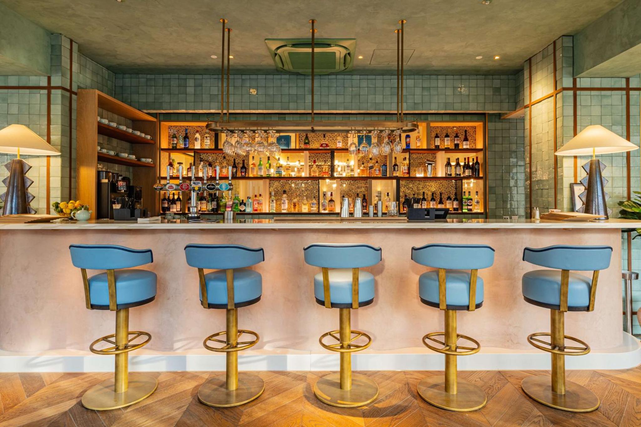 Queen Room - Mobility Access