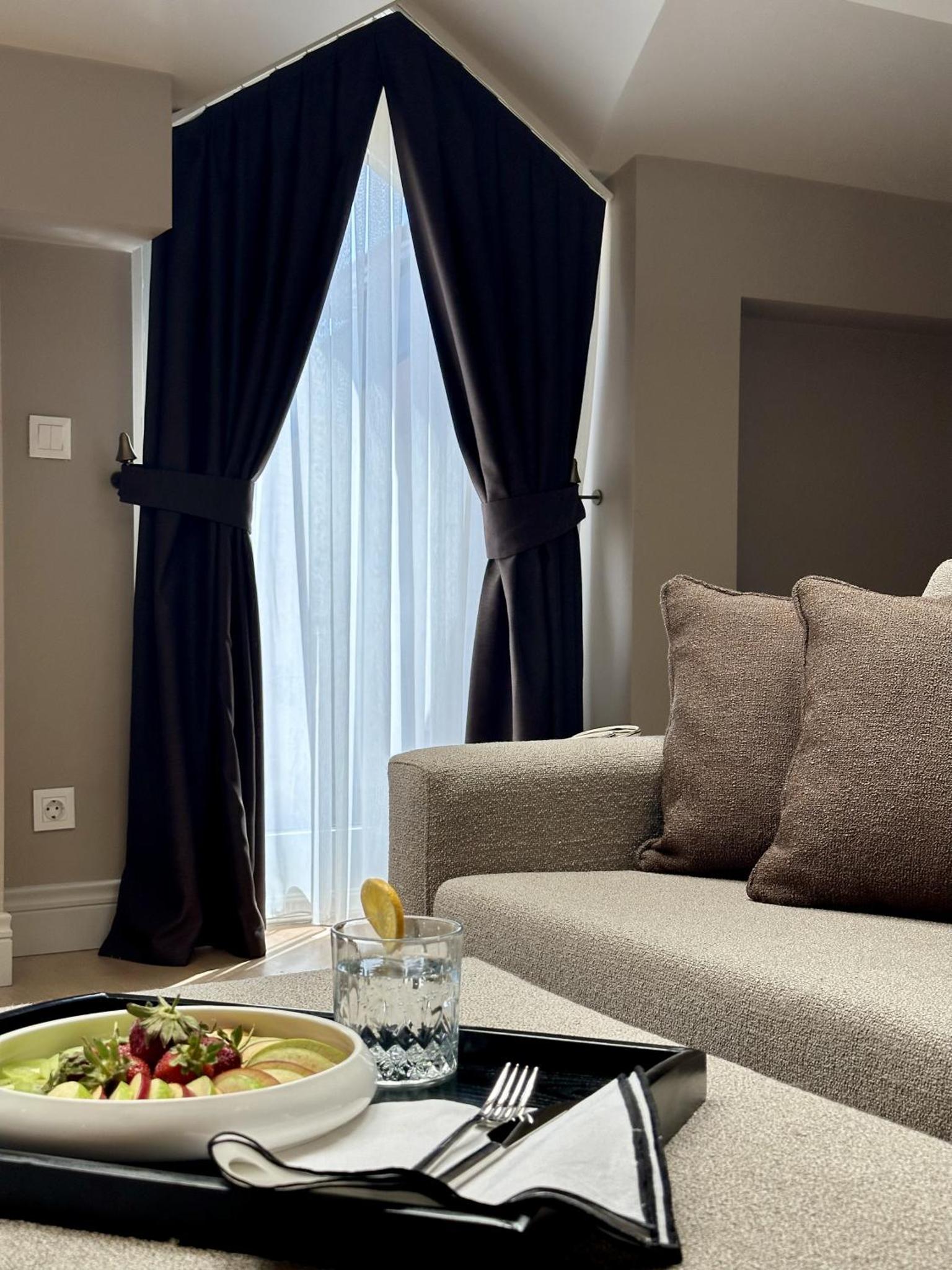 Suite with City View