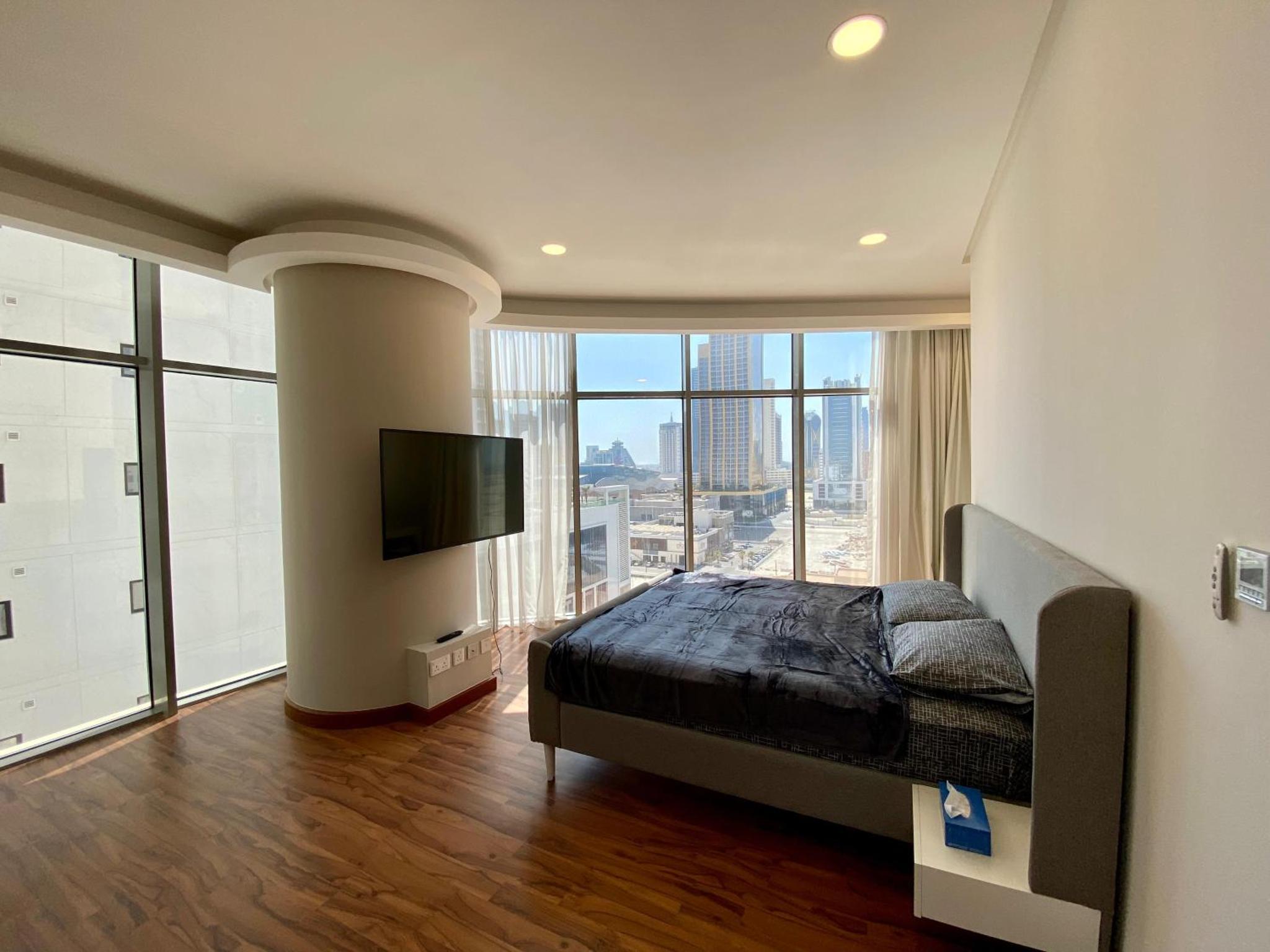 Seef Serenity - Sea & City Views