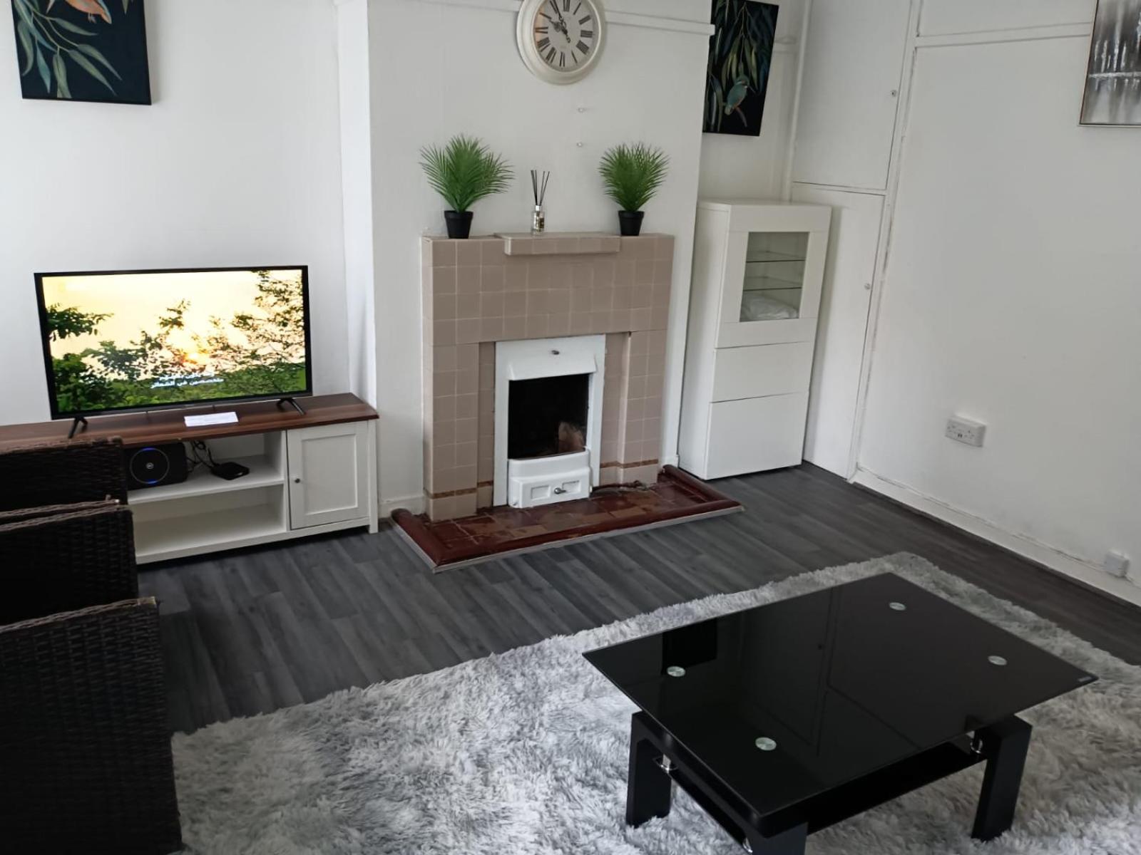 The London Apartment