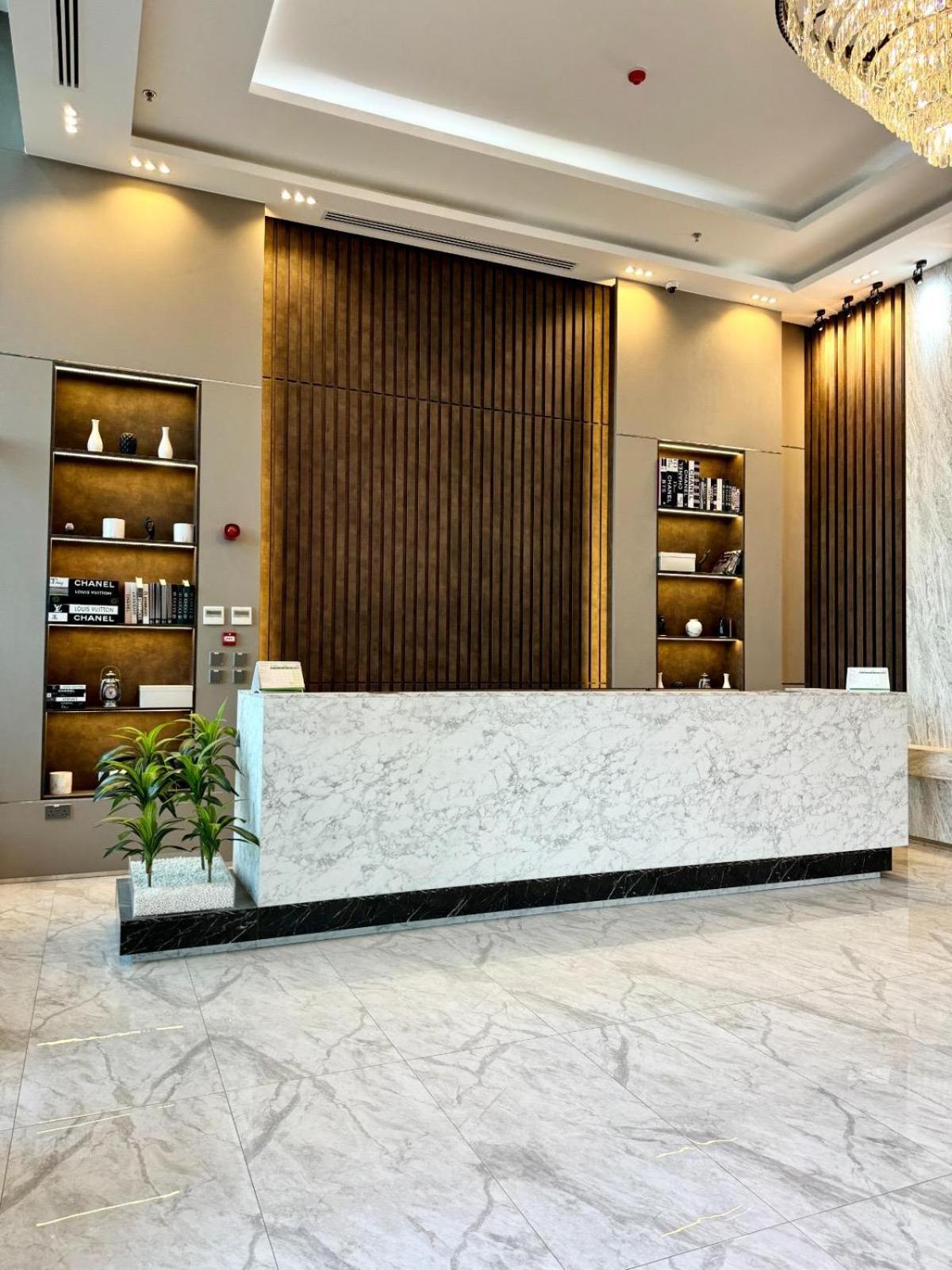 Two-Bedroom Apartment with Balcony and Sea View