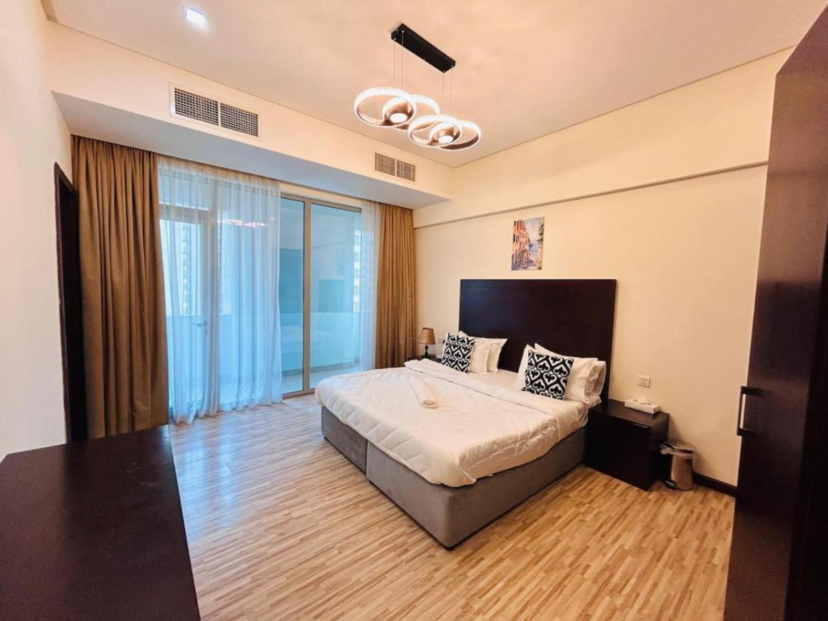Aspire Tower -Vibrant Two Bedroom in Juffair