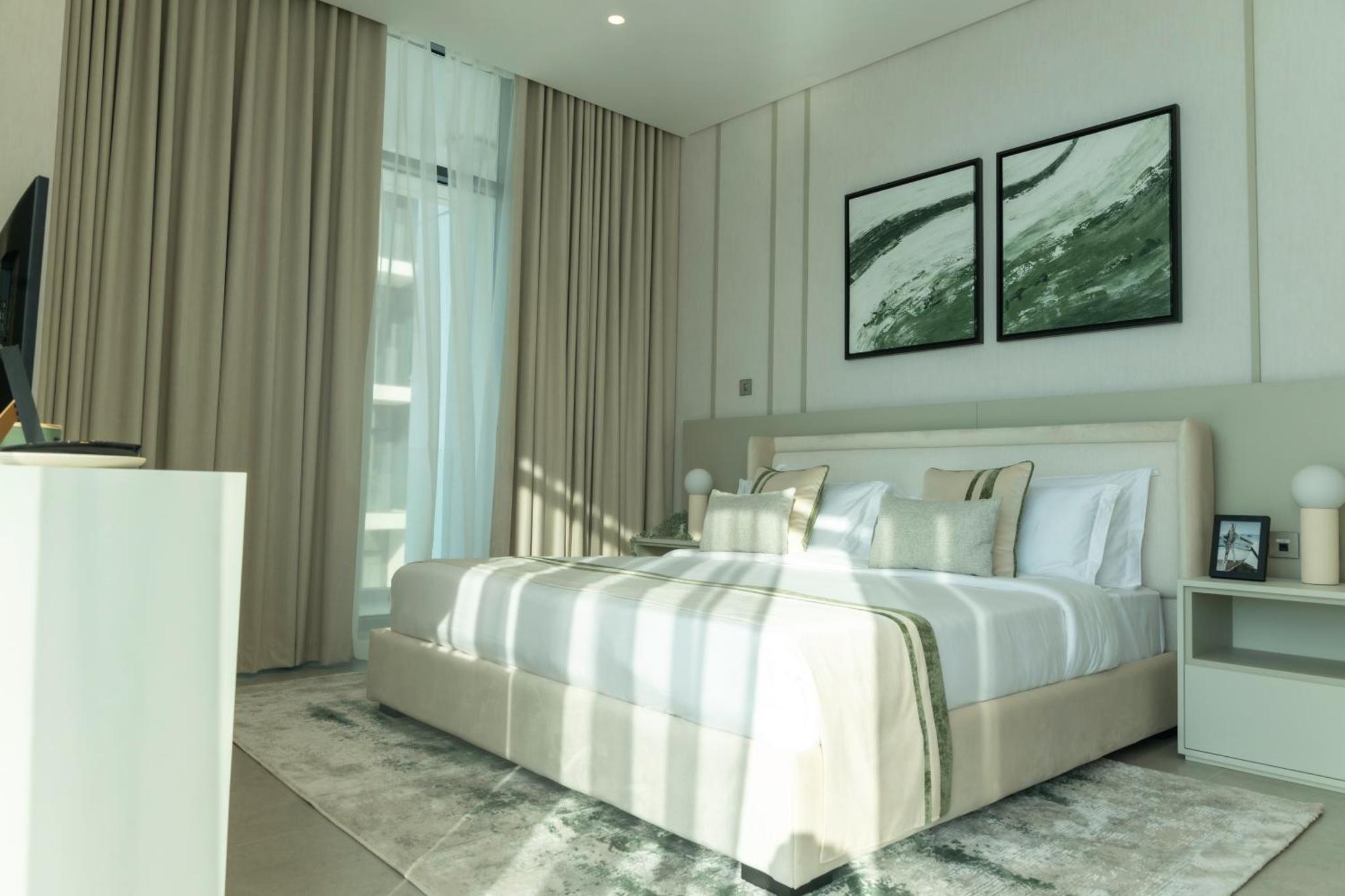 Two-Bedroom Apartment with City View