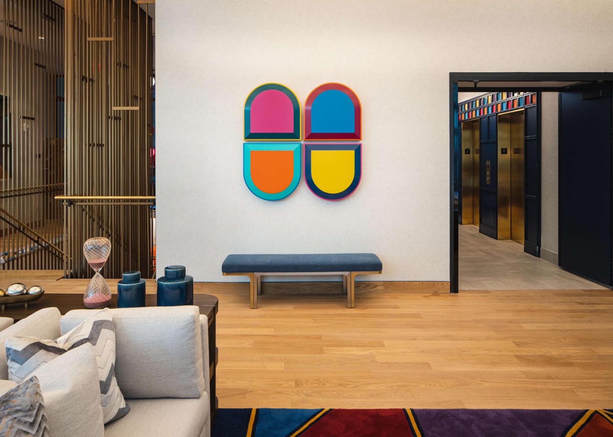 King Room with Mobility Accessible Tub and City View