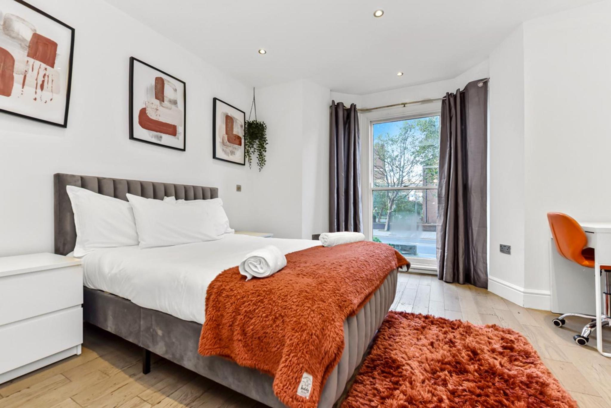 Central, modern 1 Bed in Kennington, Sleeps 4