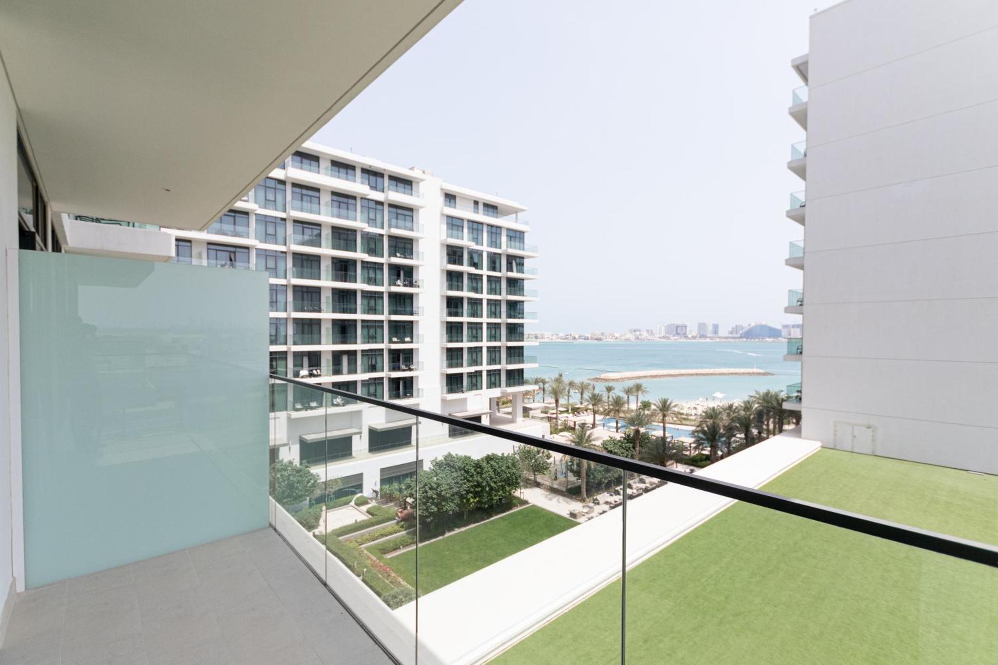 Premium Apartments at Address Resort Residendtial Building