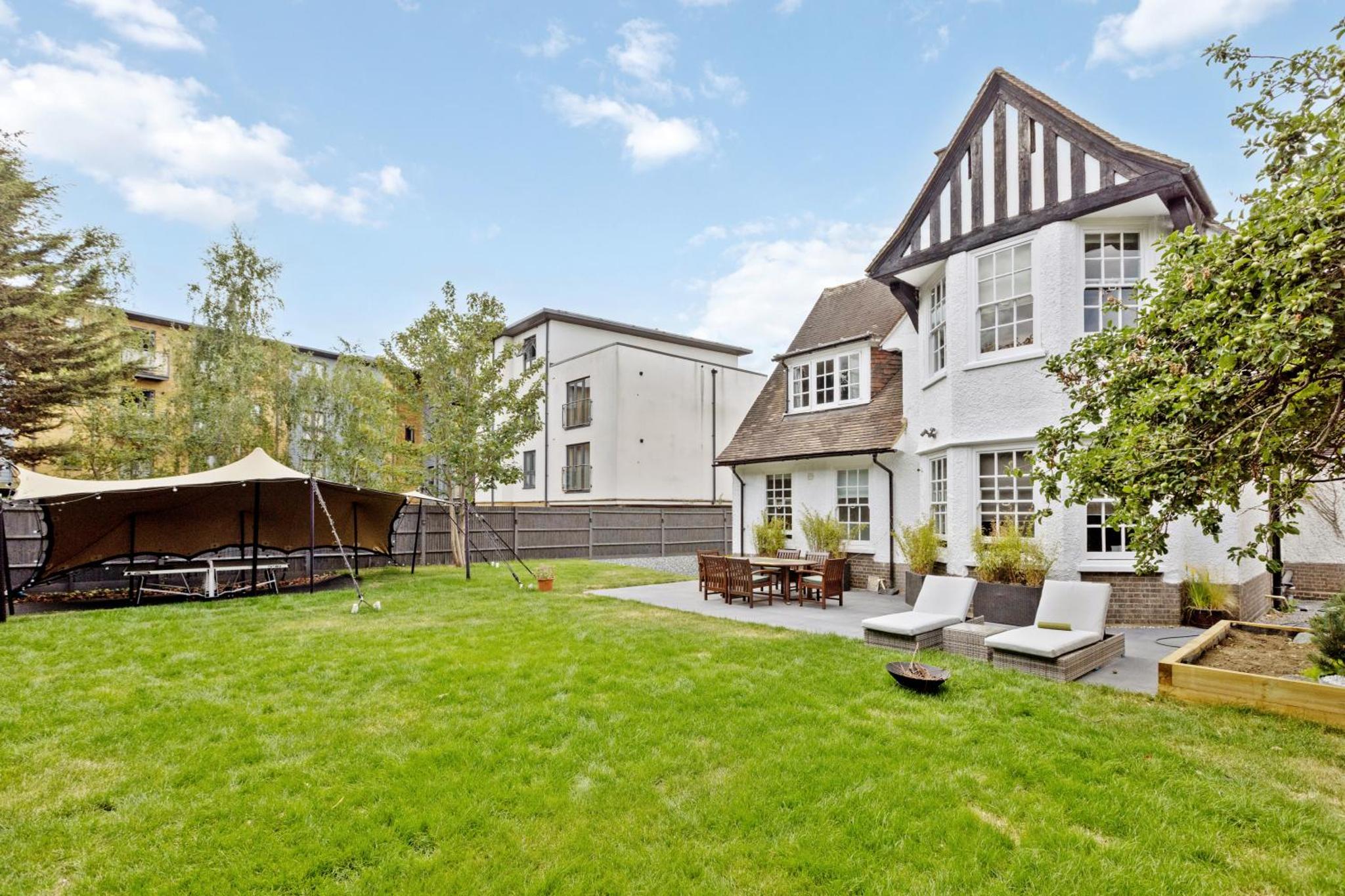 King Room with Garden View