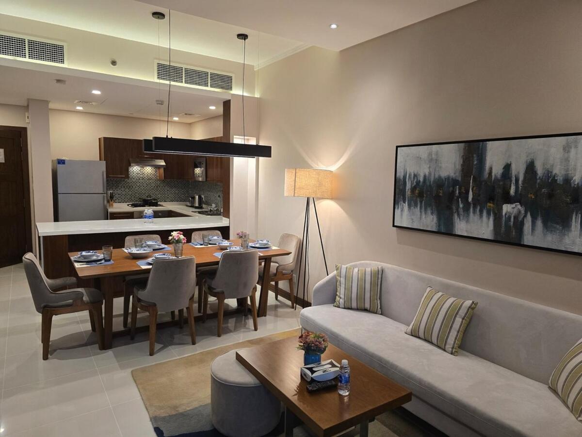 Sea view 3 bd room apartment