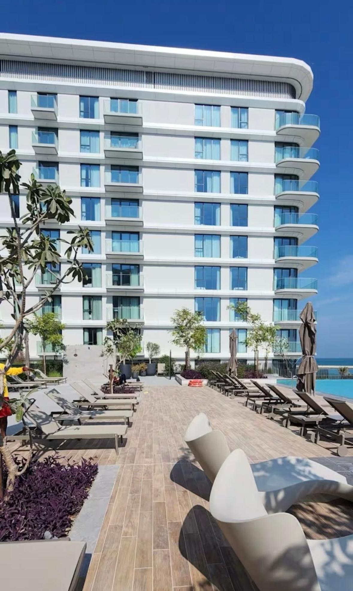 Address Residence Marassi Vista-studio