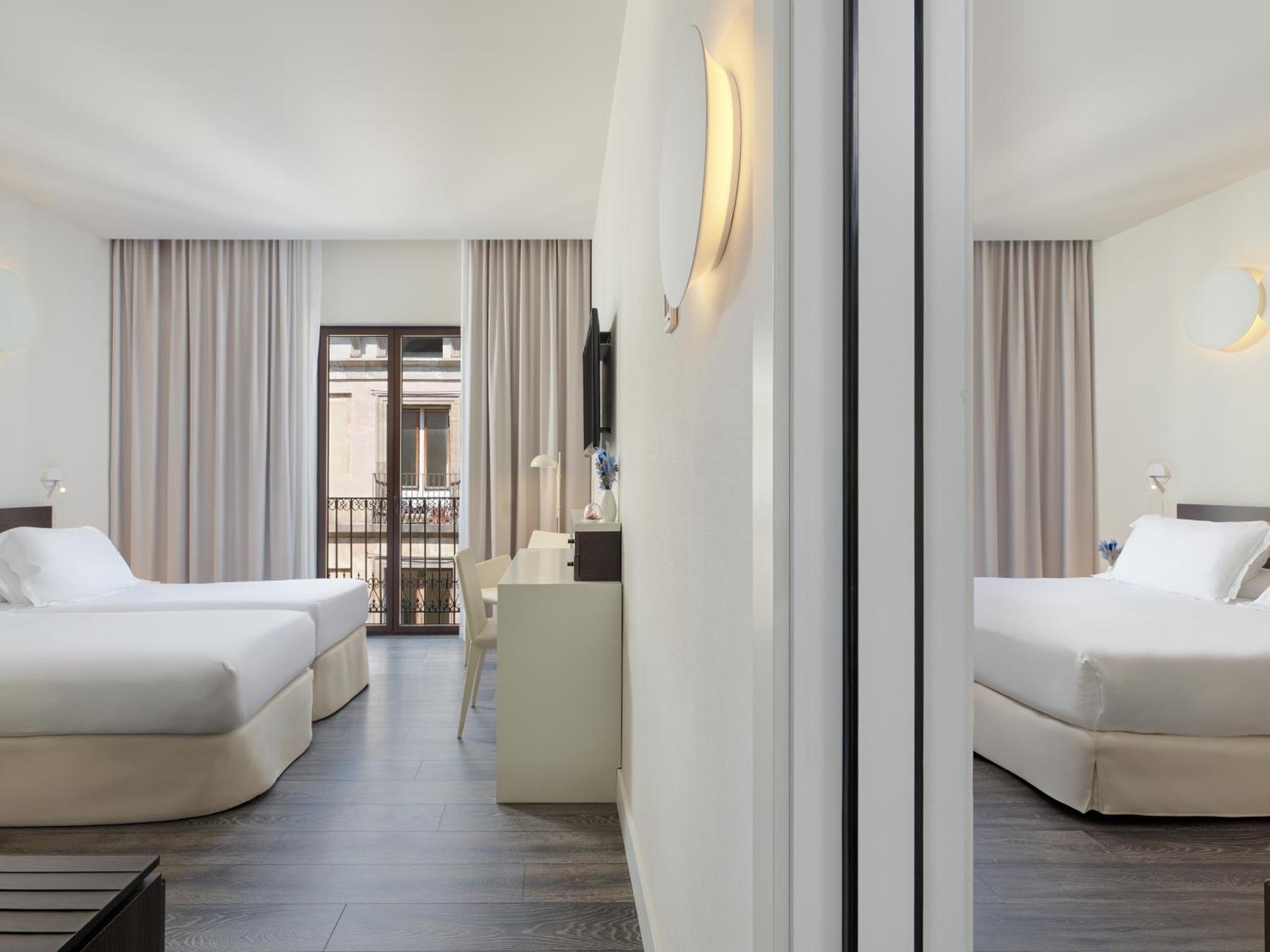 Classic Double Room with harbour view