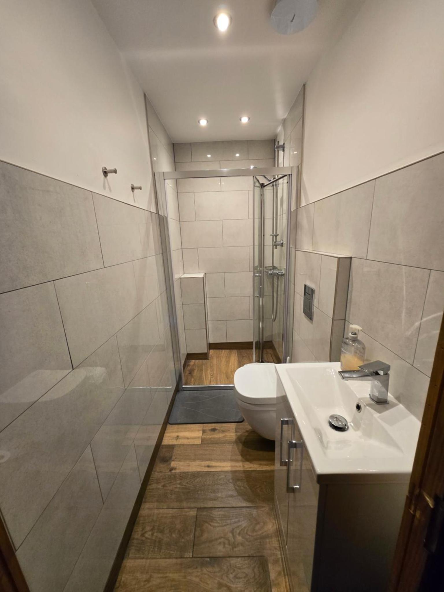 Barmy Badger Backpackers