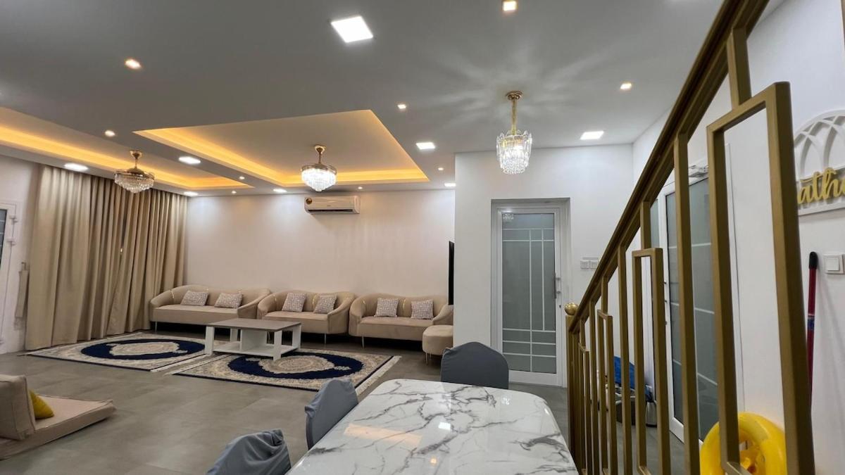 Beachside villa with a pool!