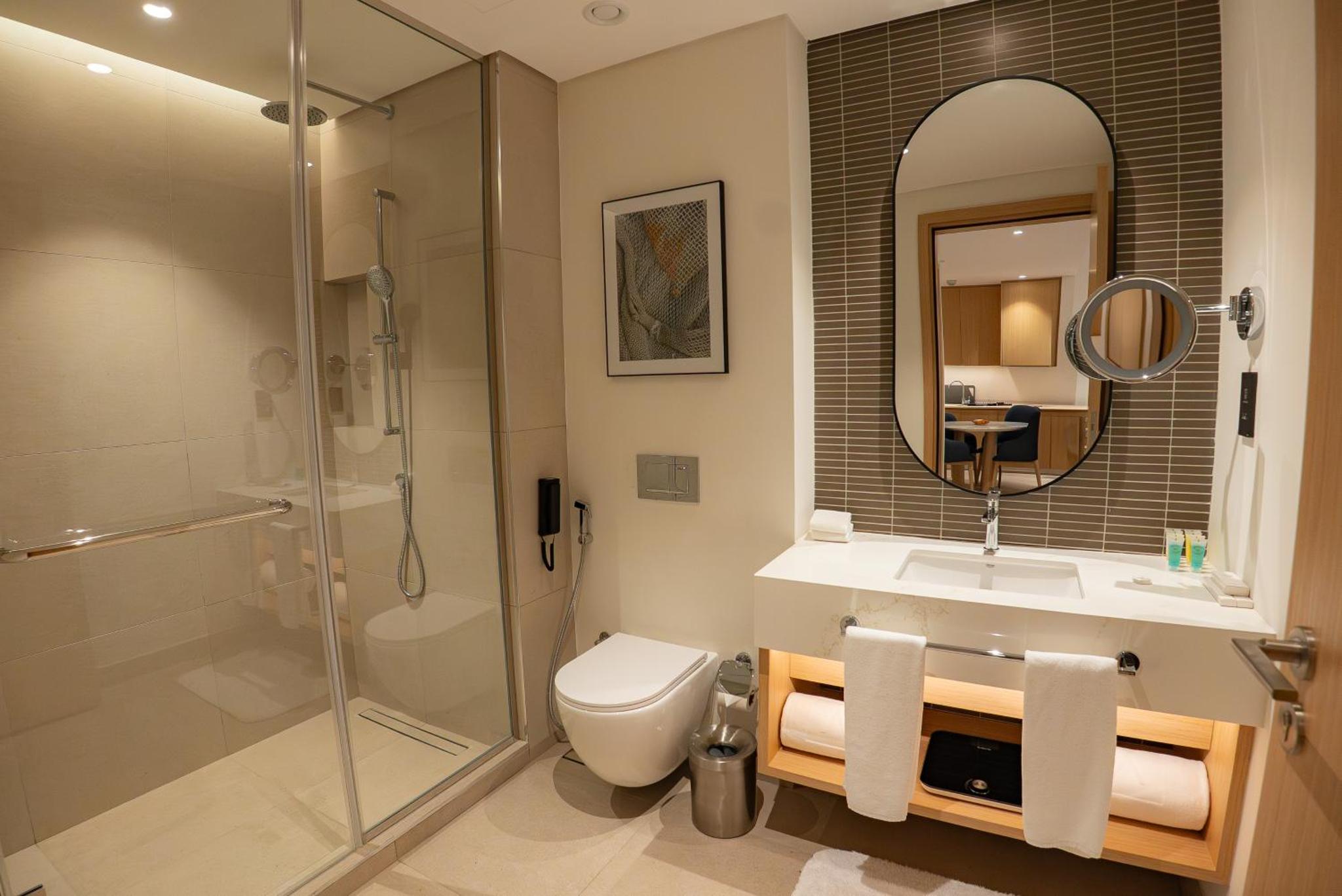 One-Bedroom Apartment - Sea Side