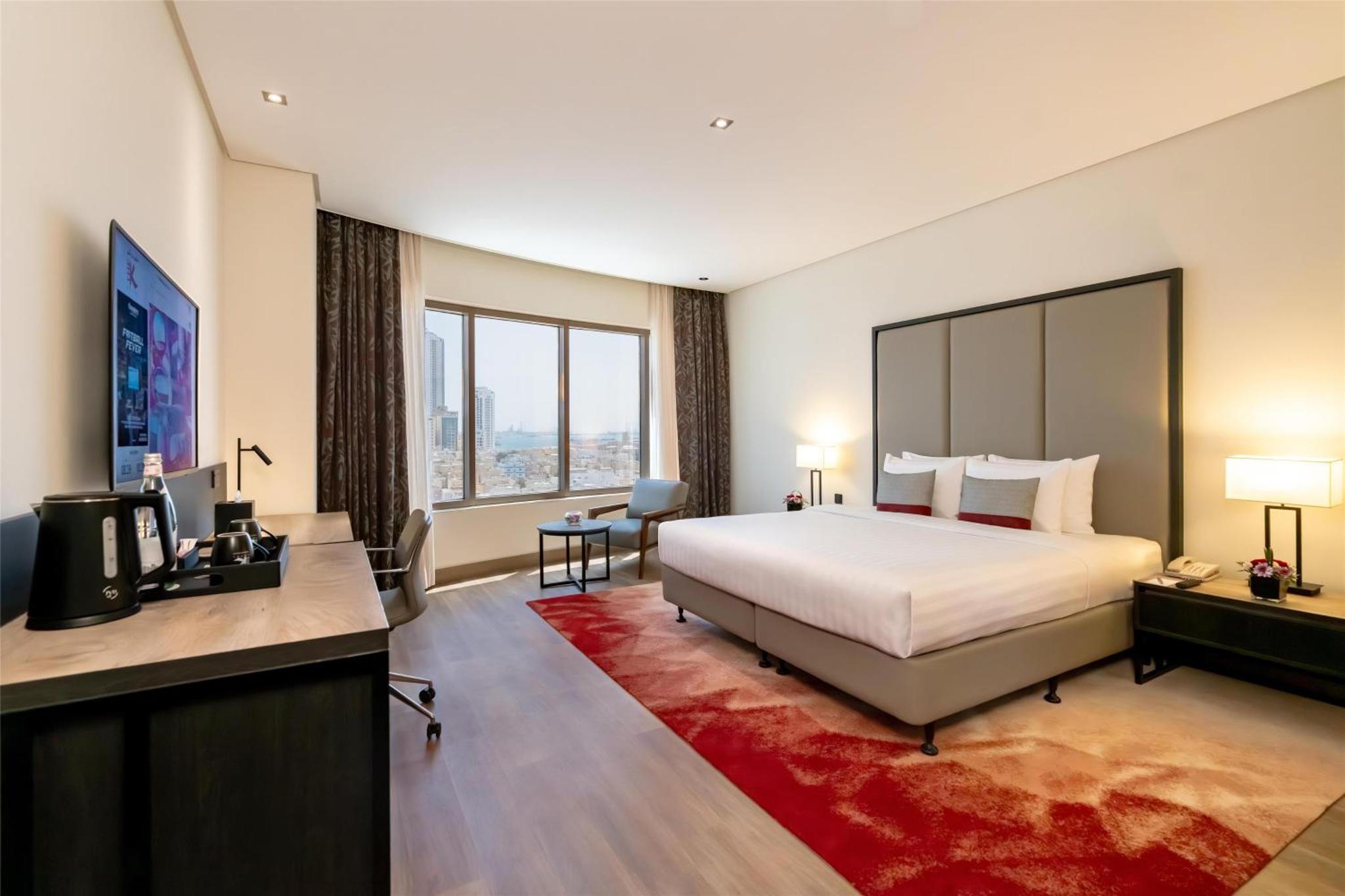 Family Three-Bedroom King Suite