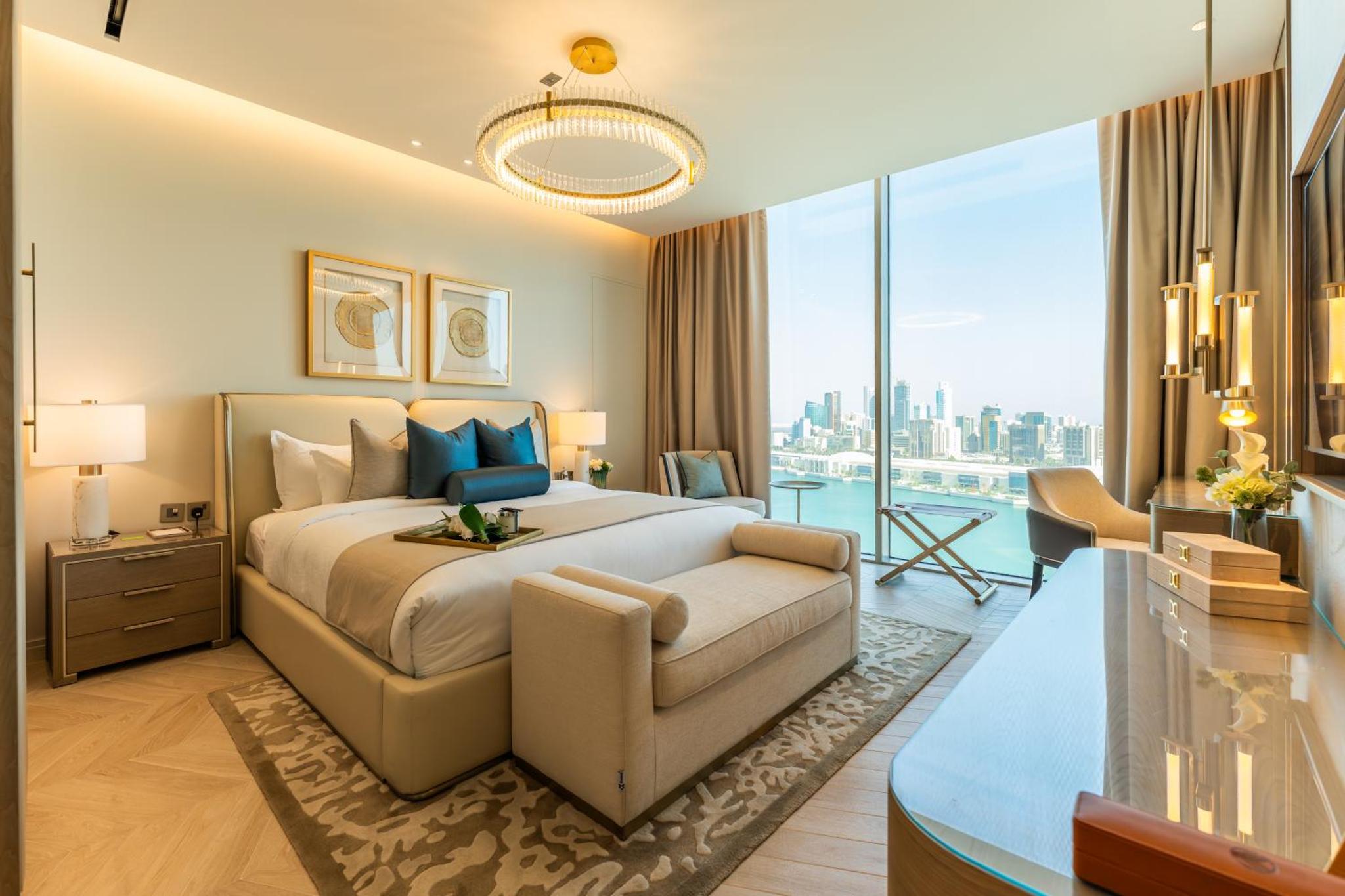 Sea View Suite - King Bed