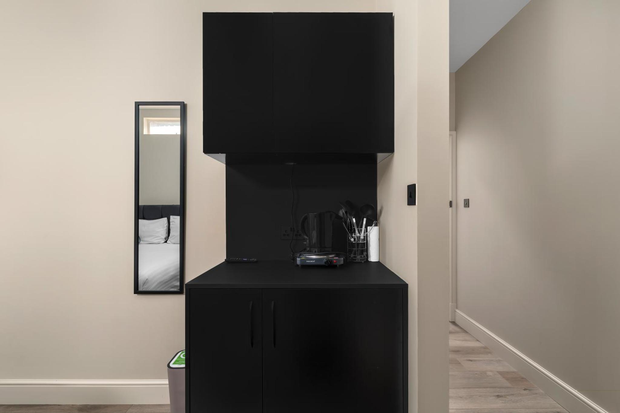 Willesden Green Modern Living Suites