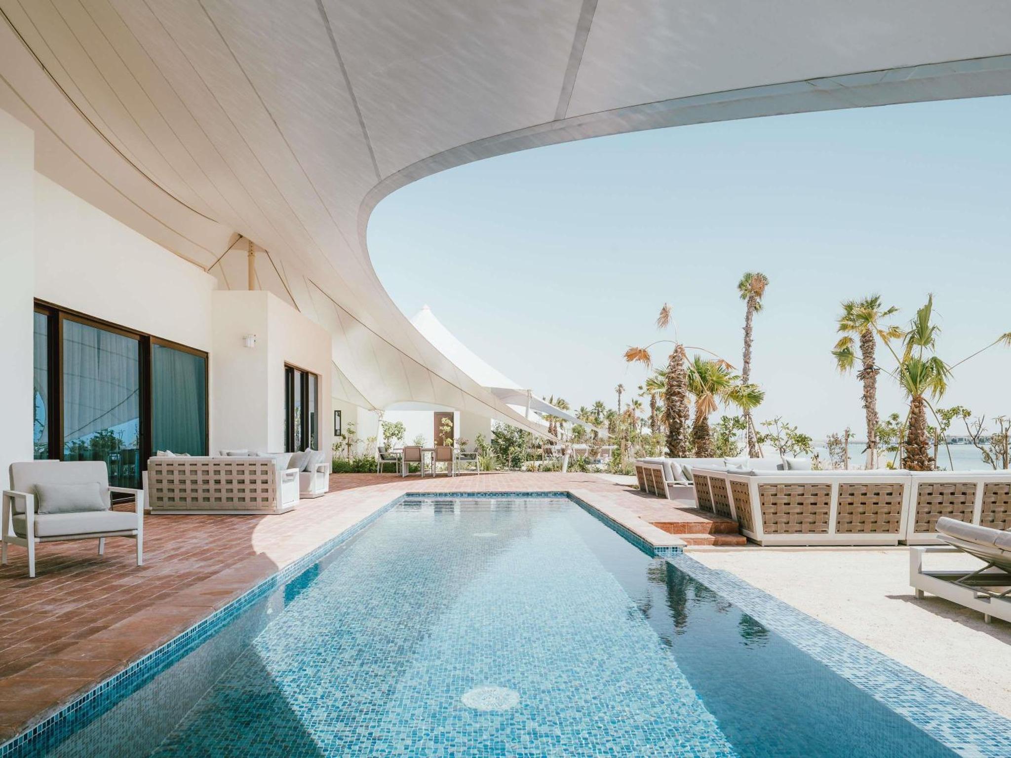 One-Bedroom Family Suite