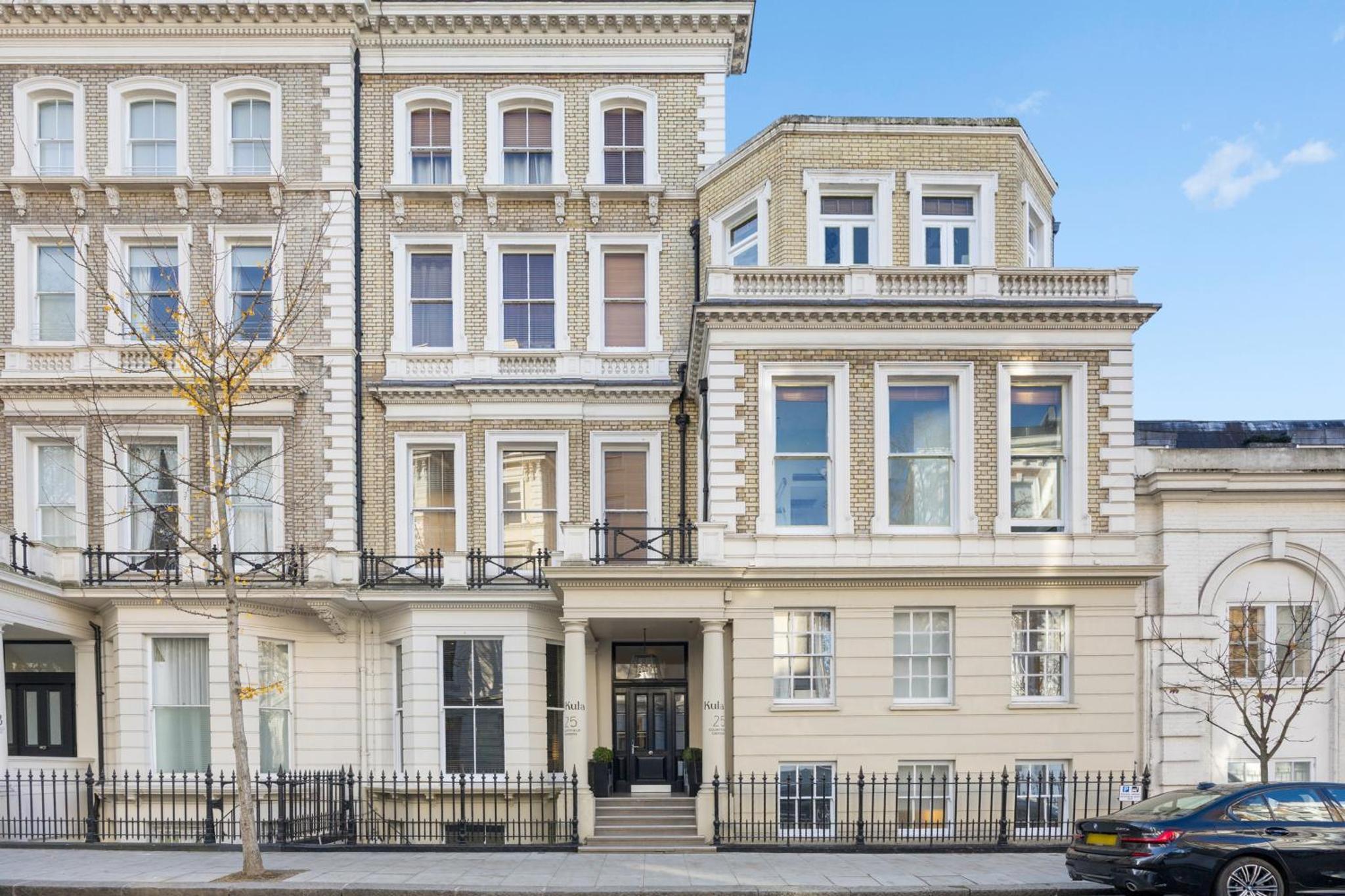 Premium Super King Room