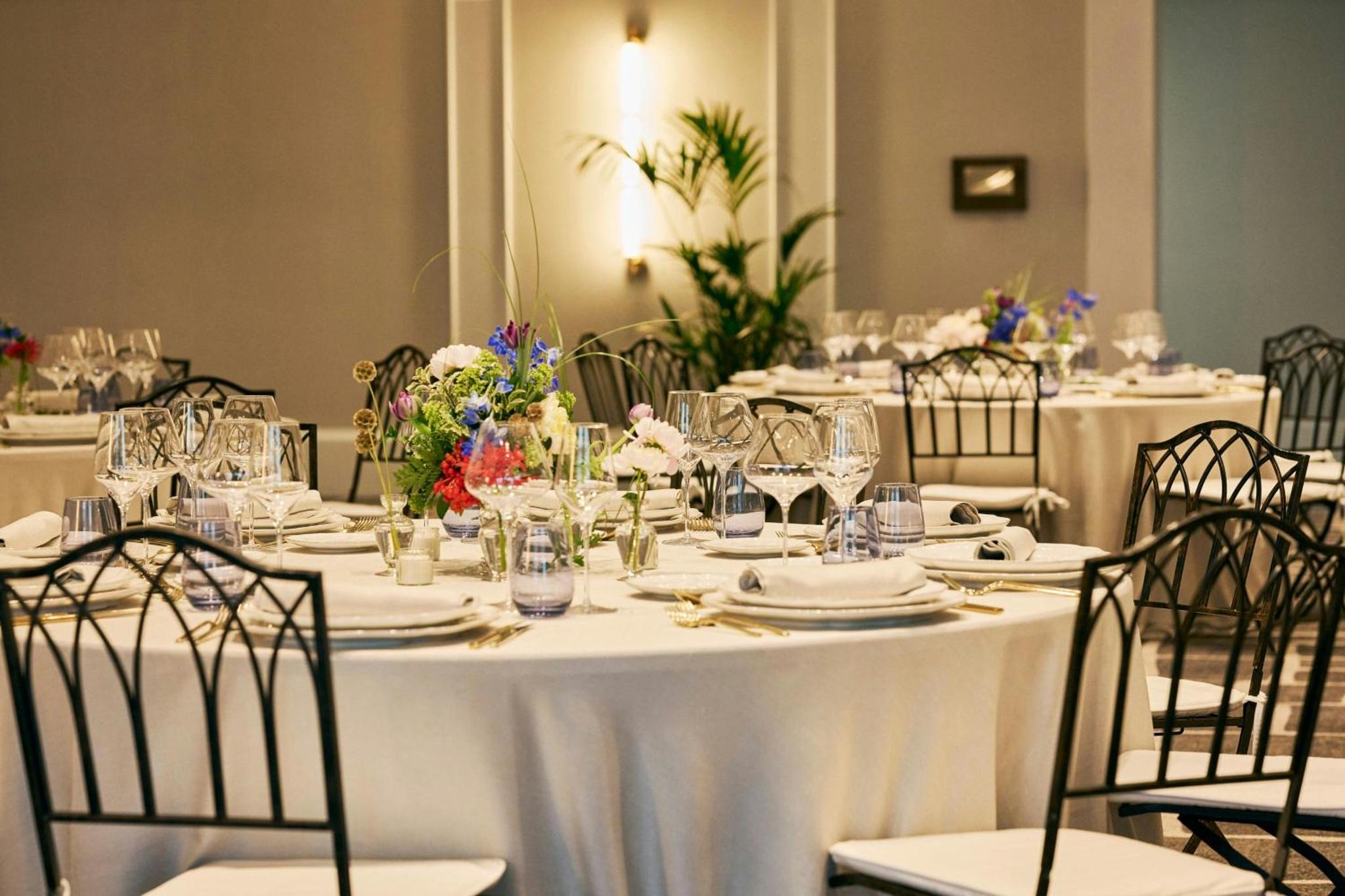 Seascape Corner King room with Sea Front