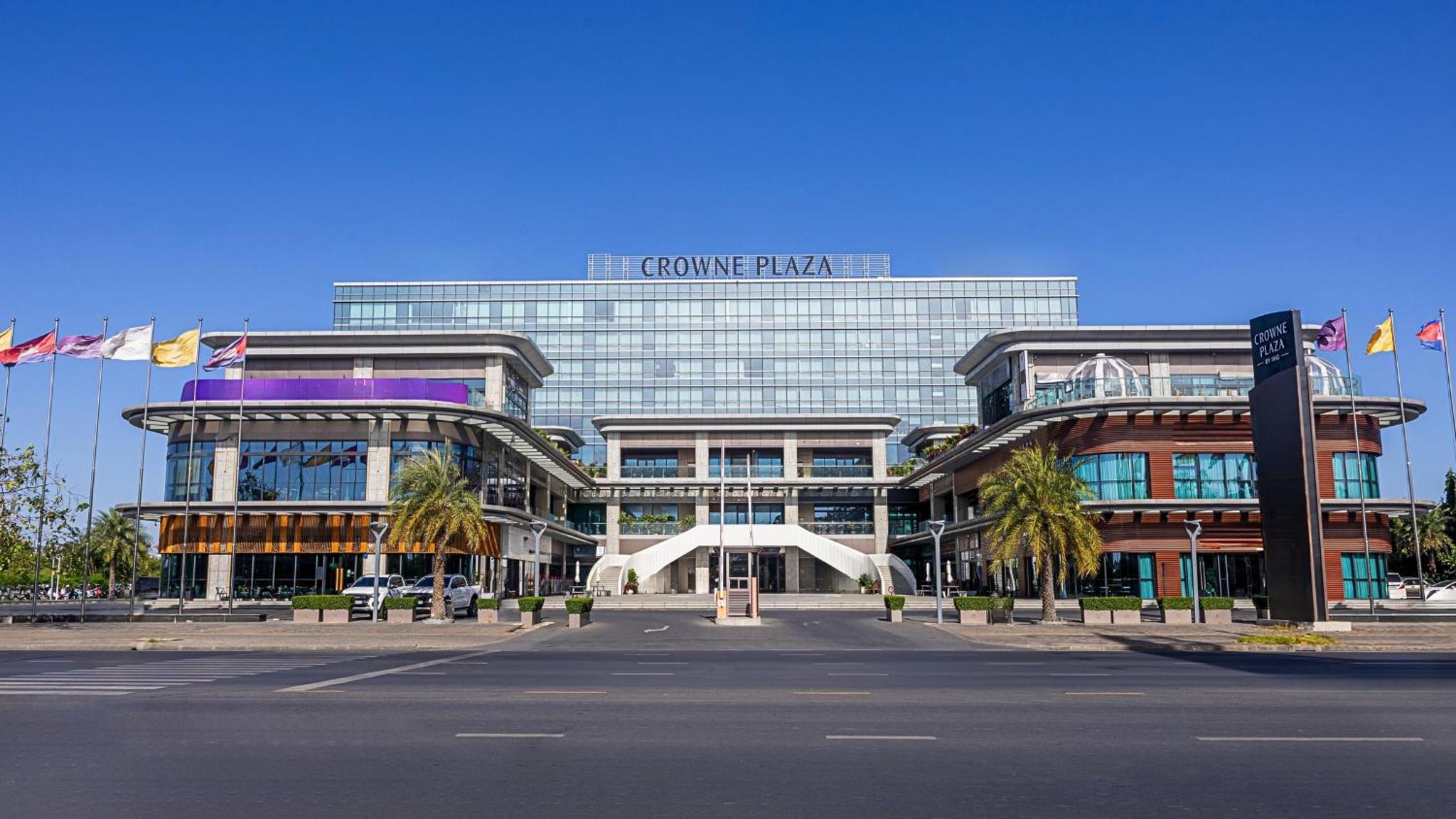 Crowne Plaza Phnom Penh by IHG 金边皇冠假日酒店 Former VM Hotel