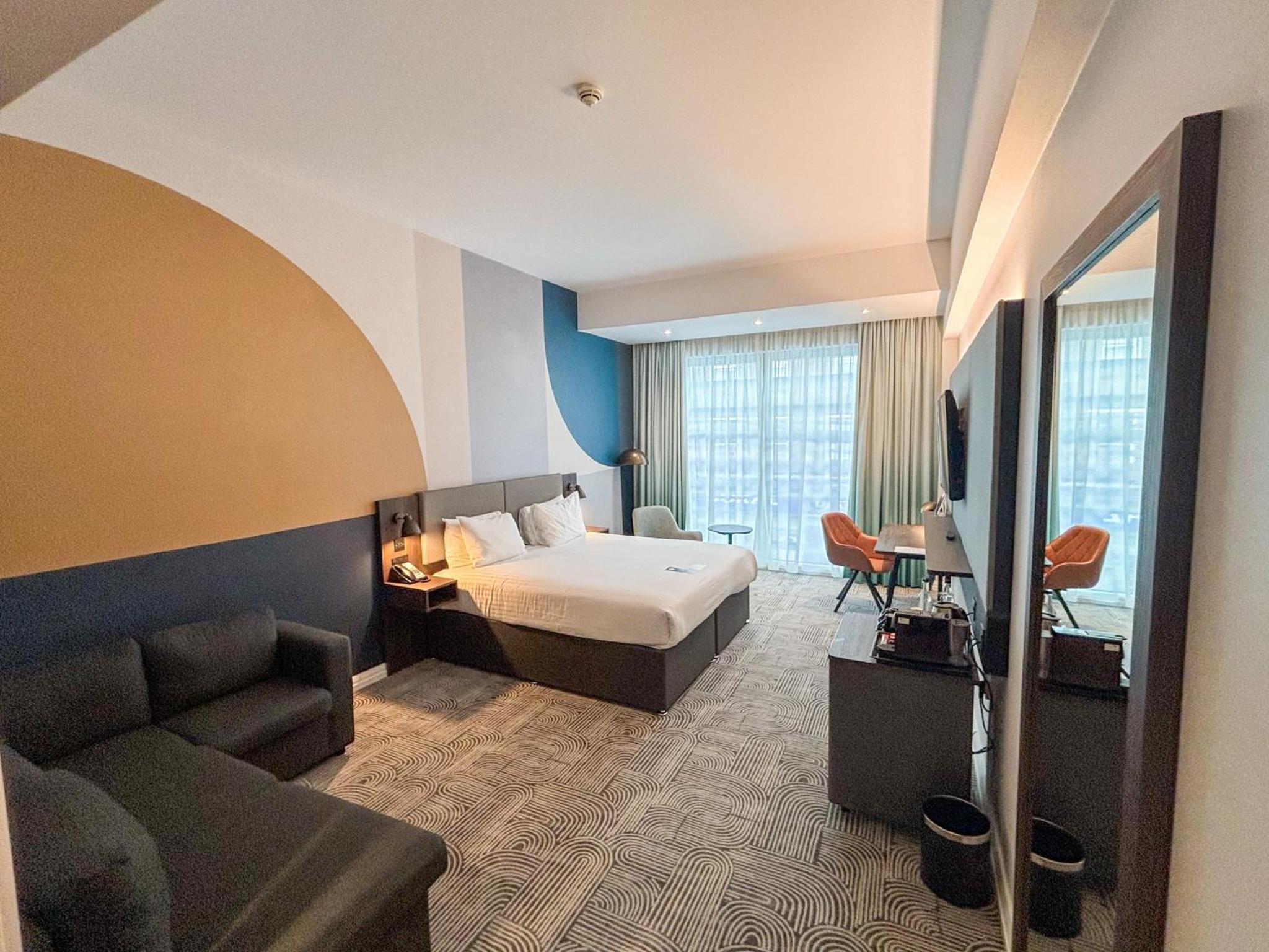 King Suite with Additional Living/Kitchenette Area