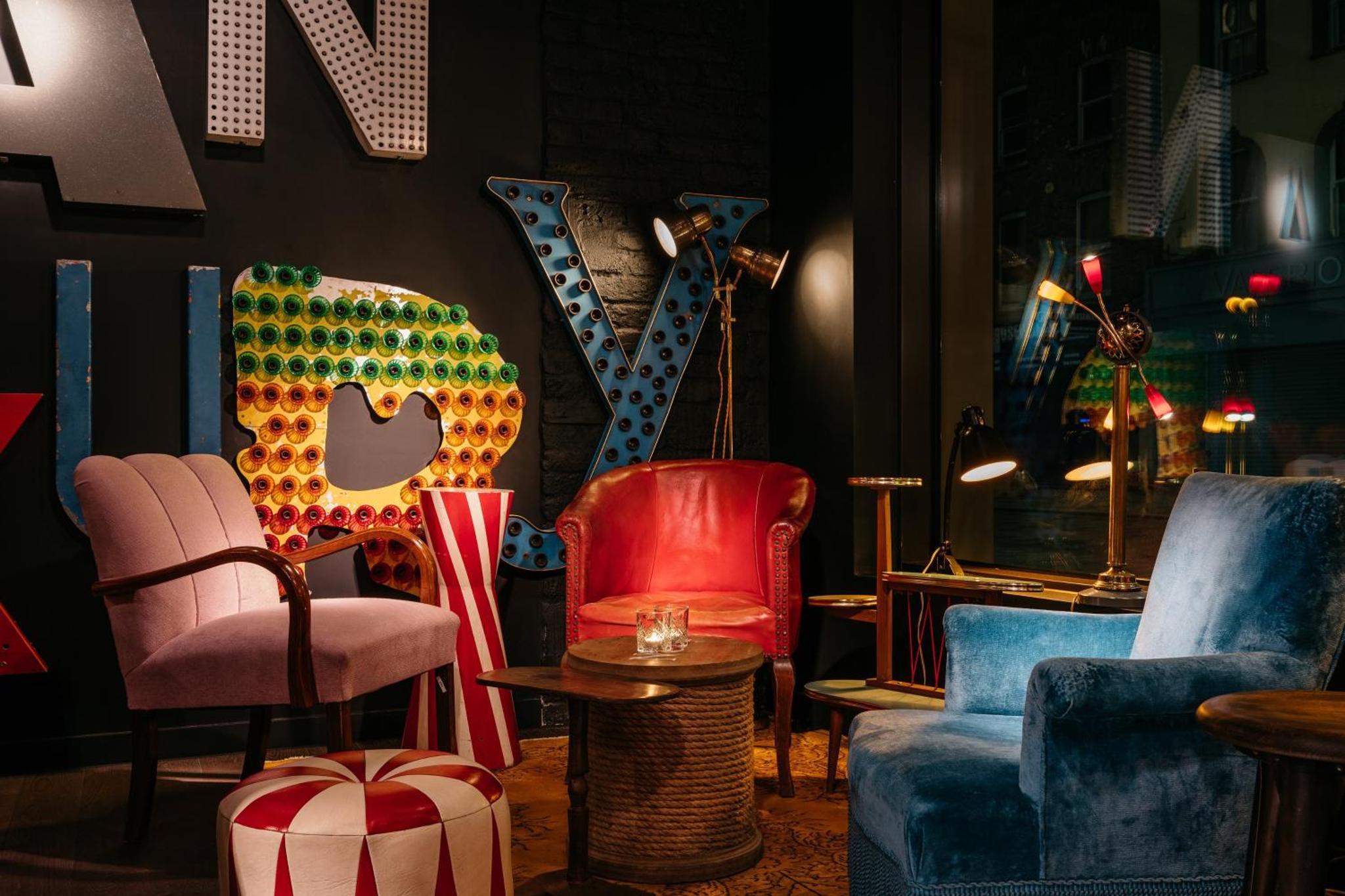 Wow Room with Balcony